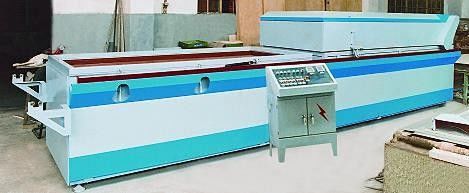 कॉम्पैक्ट स्ट्रक्चर ऑटोमेशन कंट्रोल वैक्यूम फोर्मिंग मशीन प्लास्टिक अवशोषक बोर्ड के लिए