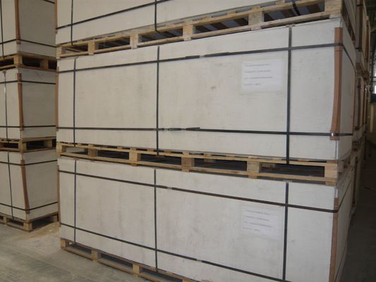 0.8 - 1 एमपीए वायु स्रोत 48 / 68 केडब्ल्यू हीटिंग पावर के साथ प्लास्टिक वैक्यूम बनाने की मशीन