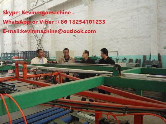 पूरी तरह से ऑटो मिक्सिंग सिस्टम सैंडविच पैनल बनाने की मशीन, दीवार पैनल निर्माण उपकरण