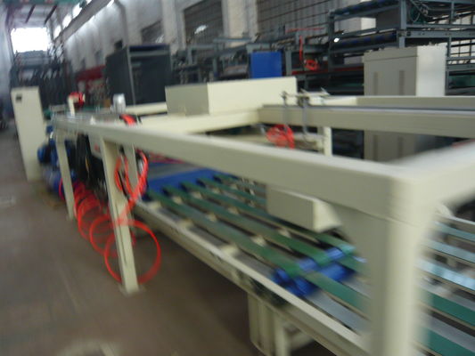 डबल रोलर एक्सट्रूडिंग तकनीक के साथ फाइबर सीमेंट डोर मैन्युफैक्चरिंग मशीनें