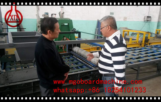 हाउस प्रीफैब मैग्नीशियम ऑक्साइड रूफ टाइल बनाने की मशीन / उत्पादन लाइन सीई प्रमाणपत्र