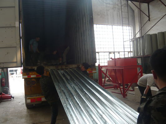 ध्वनि इन्सुलेशन Fireproof मैगनीशियम ऑक्साइड दीवार पैनल मशीन उच्च प्रदर्शन बनाना