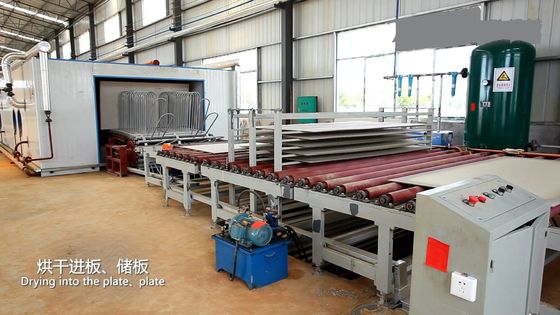 सफेद अग्निरोधी फाइबर सीमेंट बोर्ड मशीन और बाहरी दीवार बोर्ड मशीन